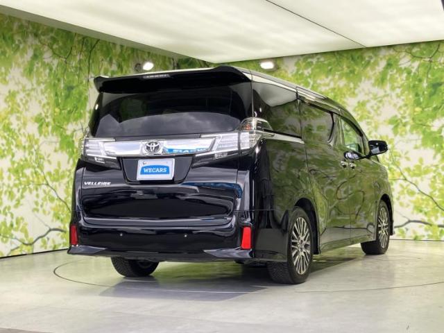 Toyota Vellfire 6