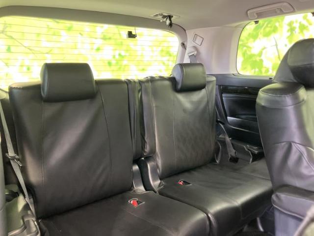 Toyota Vellfire 8