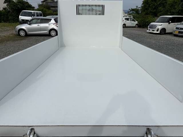 Isuzu Elf 11