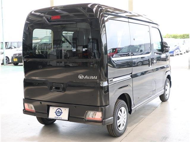 Daihatsu Atrai 5