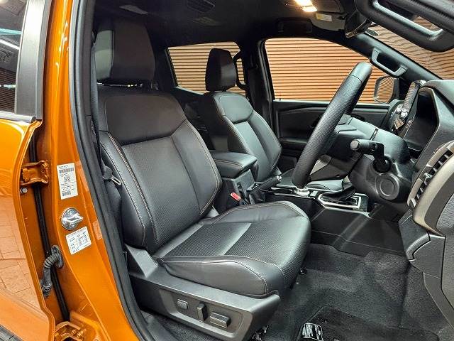 Mitsubishi Triton 11