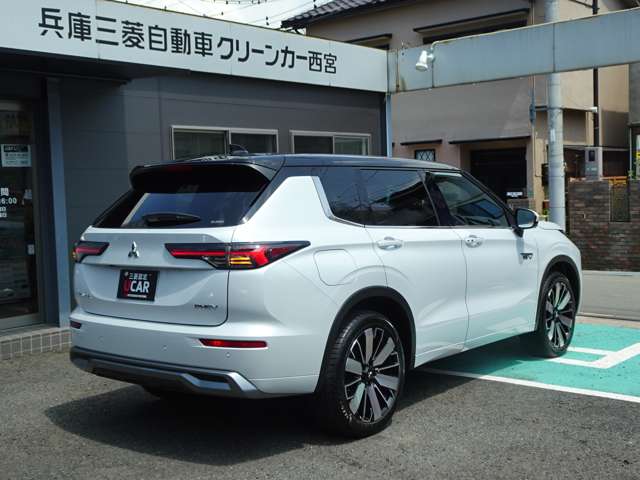 Mitsubishi Outlander 11
