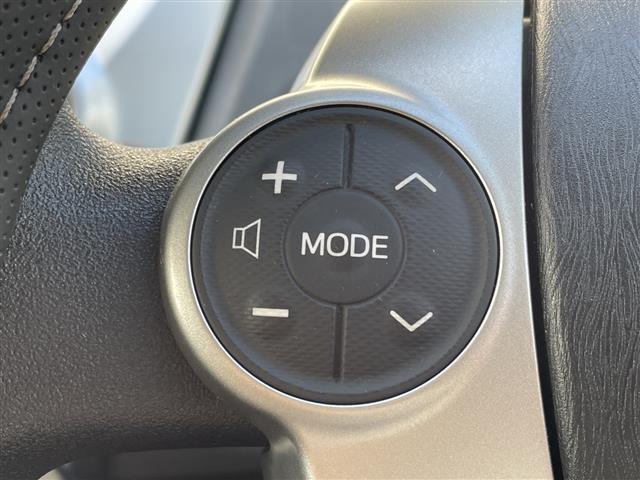 Toyota Prius α 12