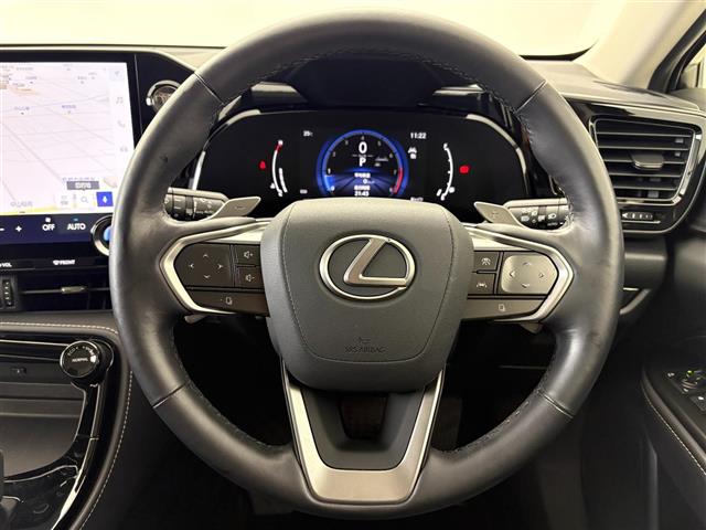 Lexus NX 8