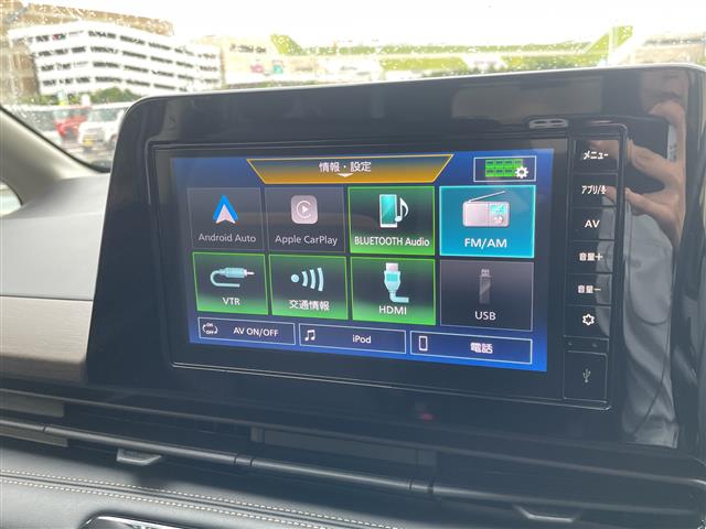 Nissan Serena 3