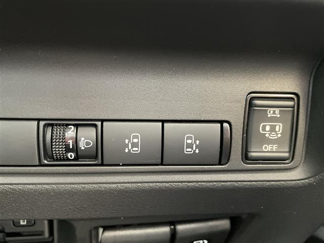 Nissan Serena 8