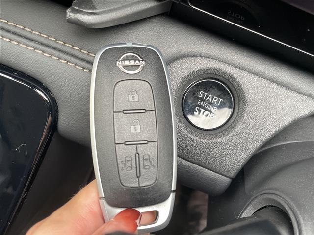 Nissan Serena 10