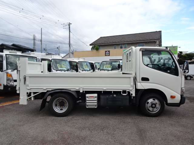 Toyota Toyoace 12