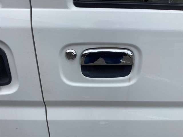 Nissan NV100 Clipper 12