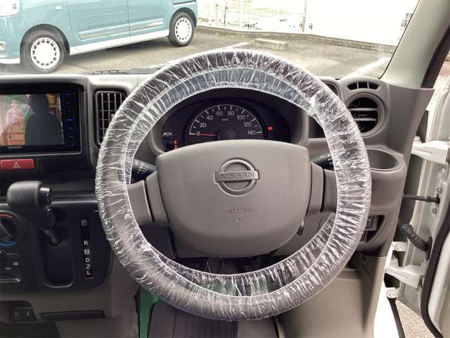 Nissan NV100 Clipper 2
