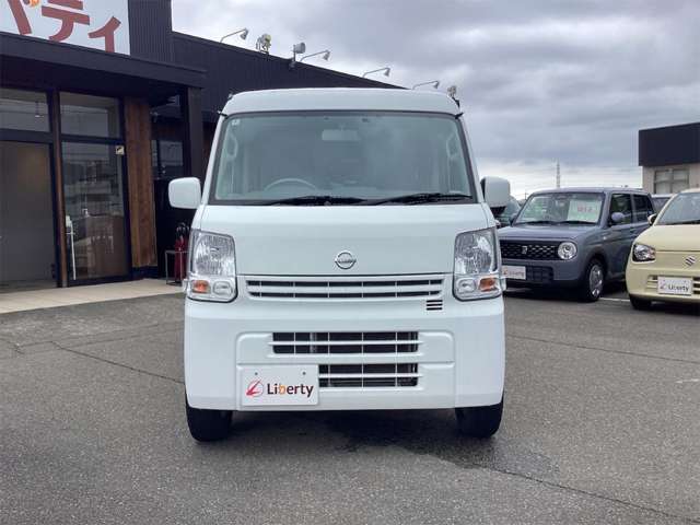 Nissan NV100 Clipper 7
