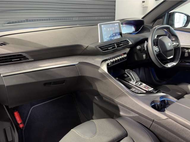 Peugeot 5008 9