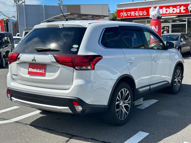Mitsubishi Outlander 11