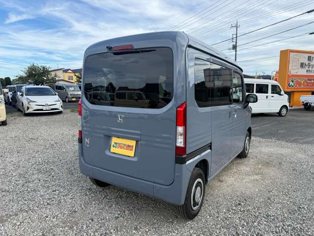 Honda N-VAN 8