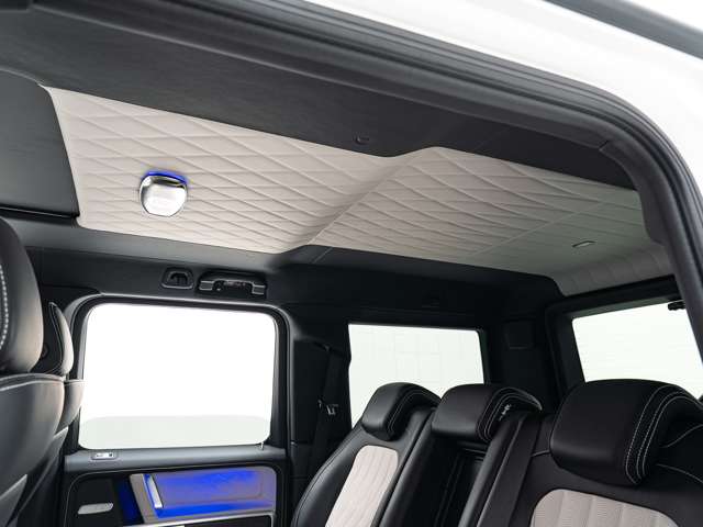 Mercedes-Benz G-Class 4