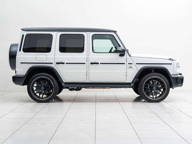 Mercedes-Benz G-Class 9