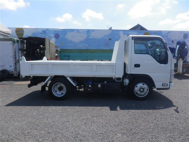 Isuzu Elf 4
