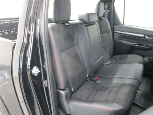 Toyota Hilux 12