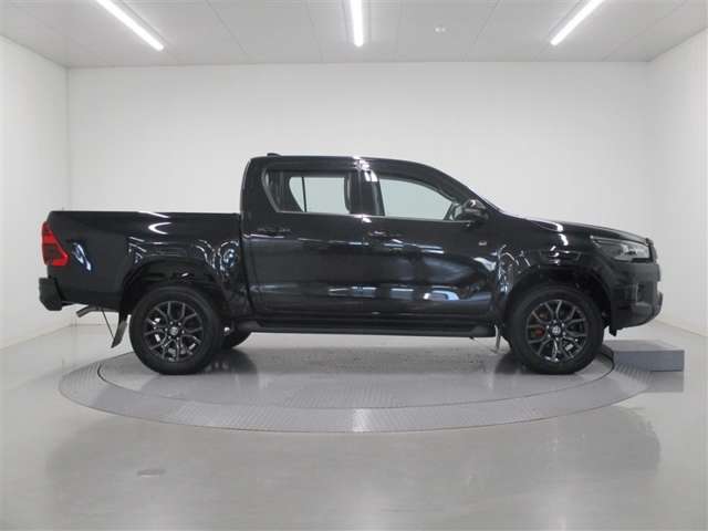 Toyota Hilux 4