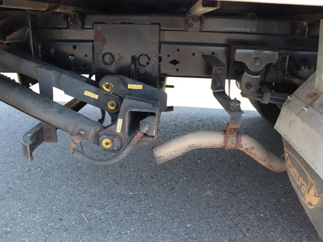 Hino Dutro 5