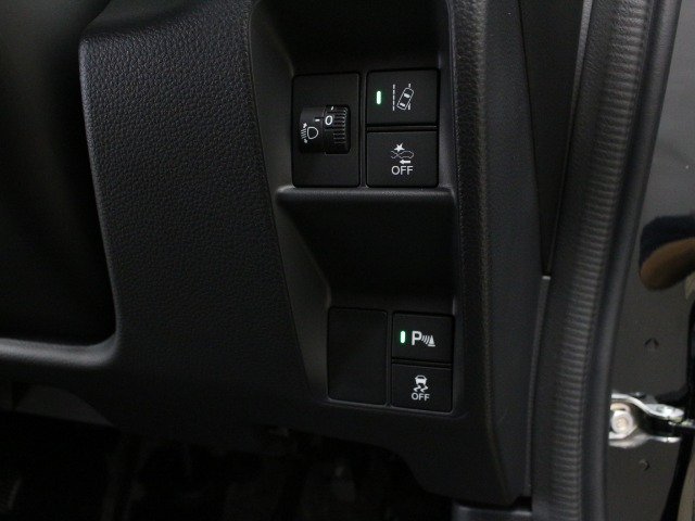 Honda N-VAN 8