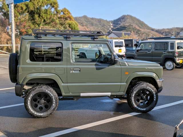Suzuki Jimny 7