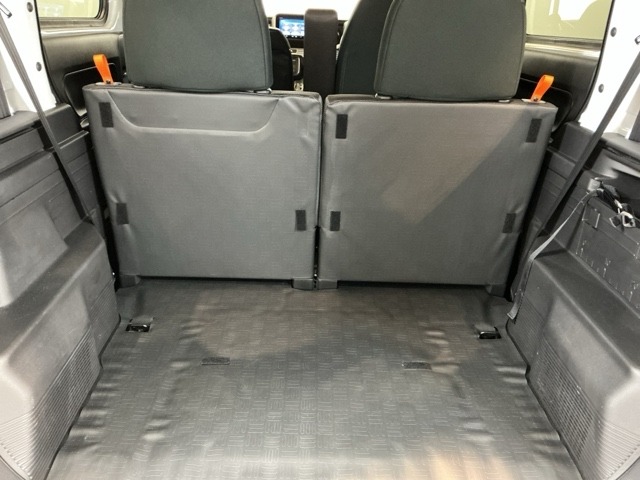 Honda N-VAN 8