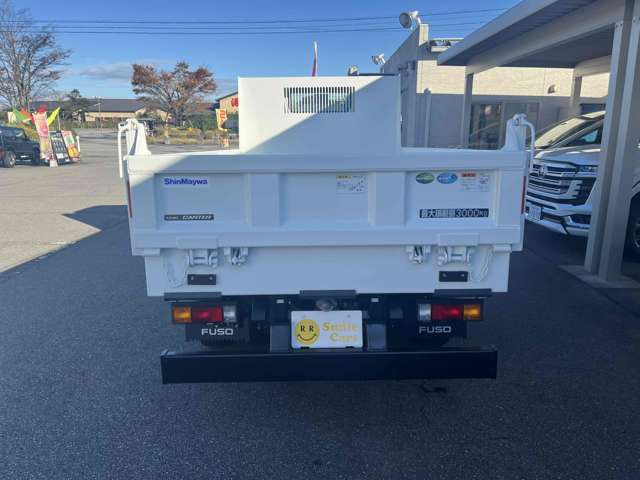 Mitsubishi Fuso Canter 7