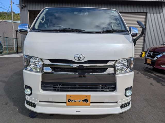 Toyota Hiace Van 2
