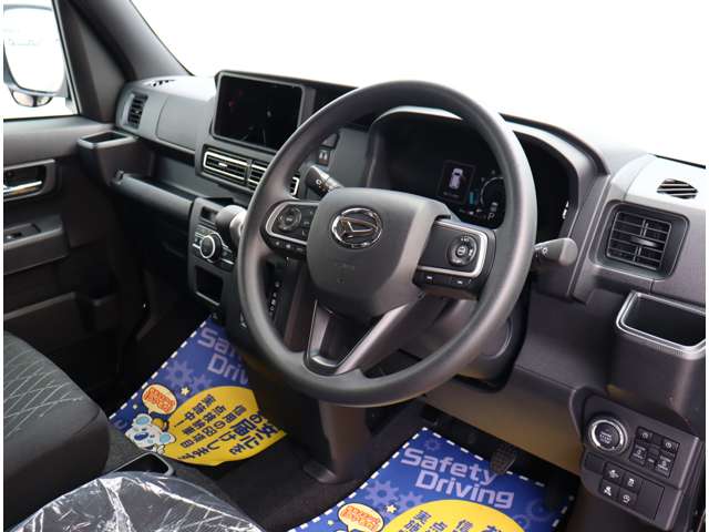 Daihatsu Atrai 12