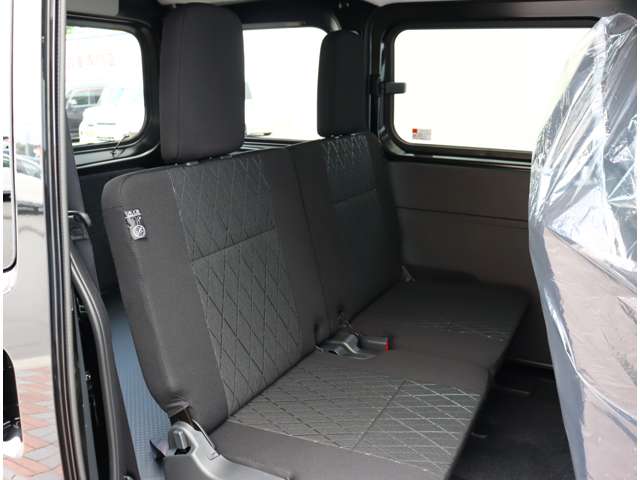 Daihatsu Atrai 9