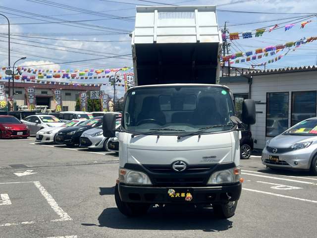 Hino Dutro 2