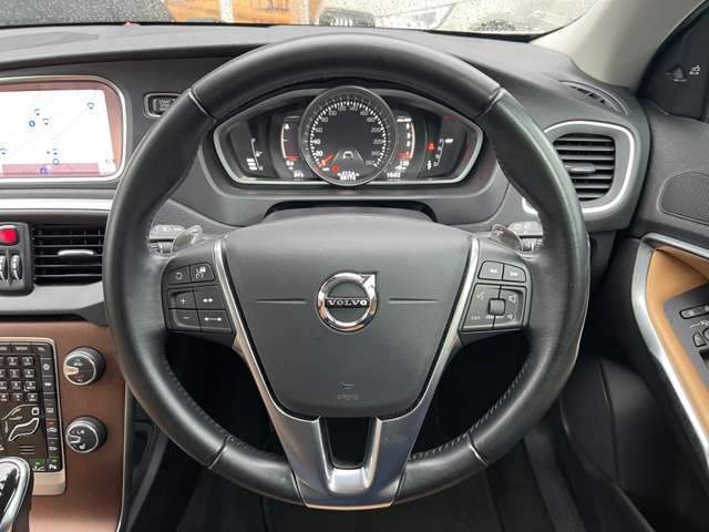Volvo V40 Cross Country 7