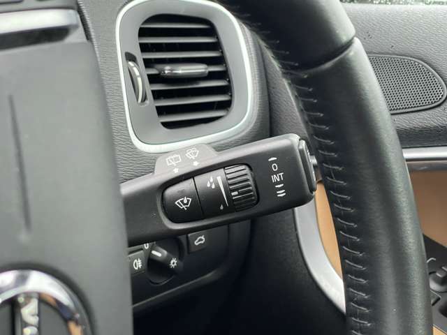 Volvo V40 Cross Country 11
