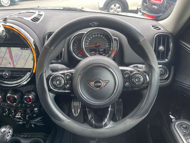 MINI Crossover 6