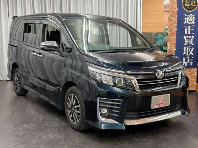 Toyota Voxy 7