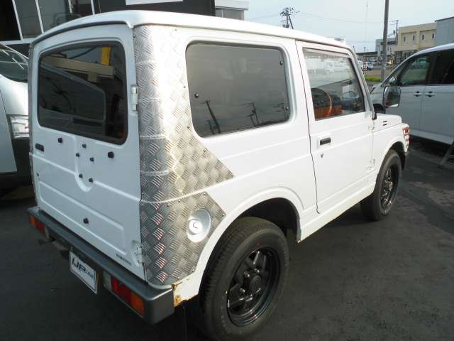 Suzuki Jimny 5