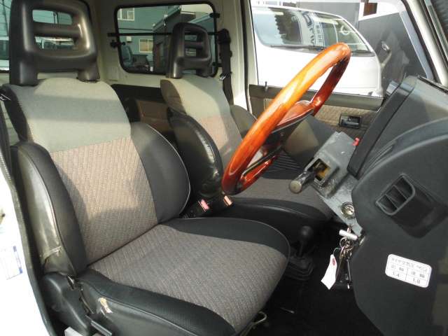 Suzuki Jimny 8