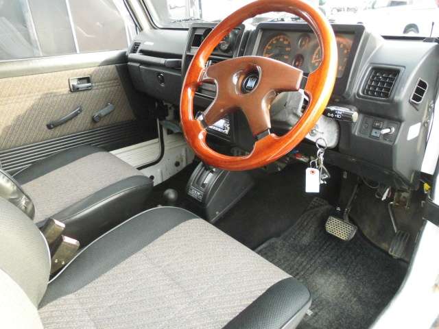 Suzuki Jimny 9