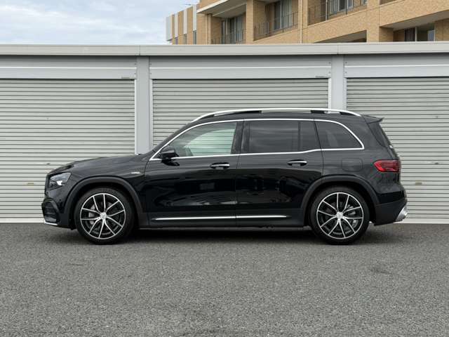 Mercedes-Benz GLB 6