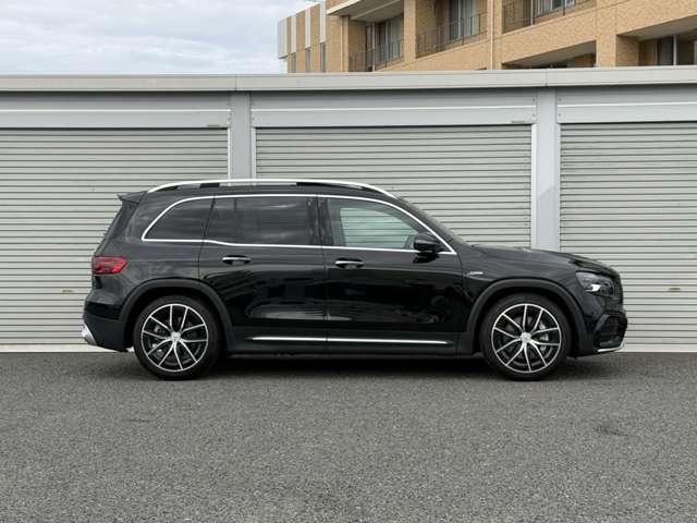 Mercedes-Benz GLB 10