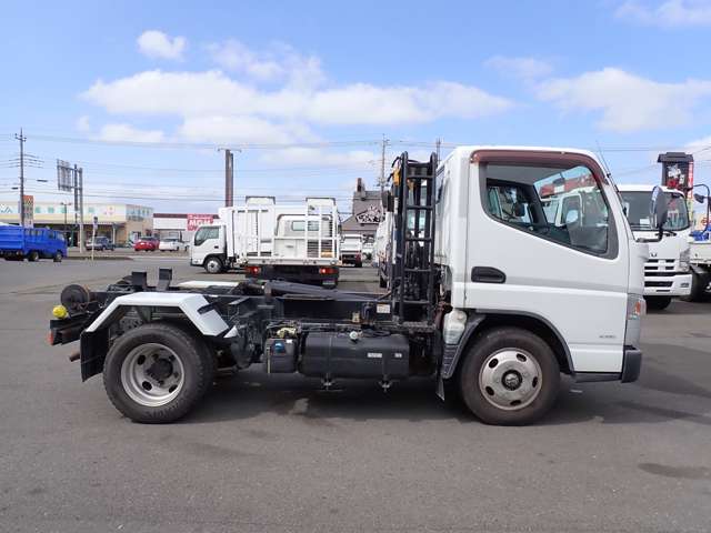 Mitsubishi Fuso Canter 6