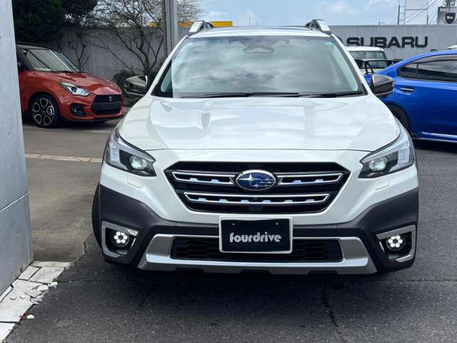 Subaru Legacy Outback 11