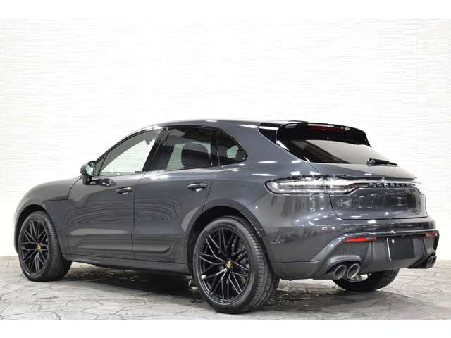 Porsche Macan 5