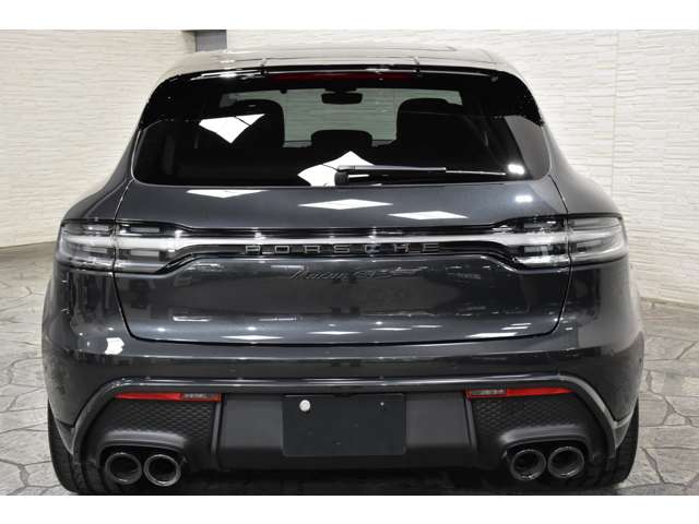 Porsche Macan 10