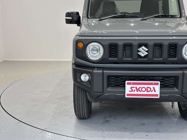 Suzuki Jimny 9