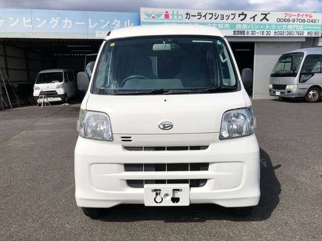 Daihatsu Hijet Cargo 2