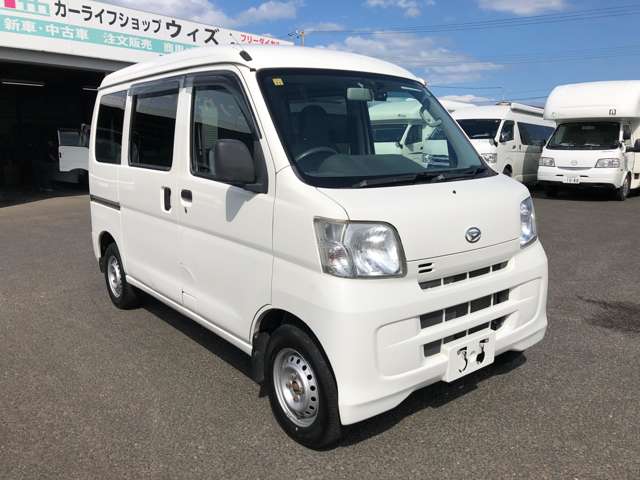 Daihatsu Hijet Cargo 3