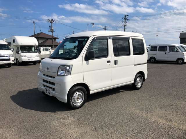 Daihatsu Hijet Cargo 9