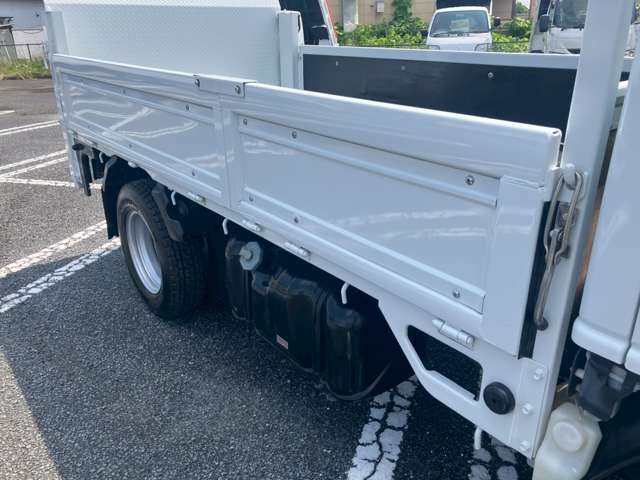 Isuzu Elf 11